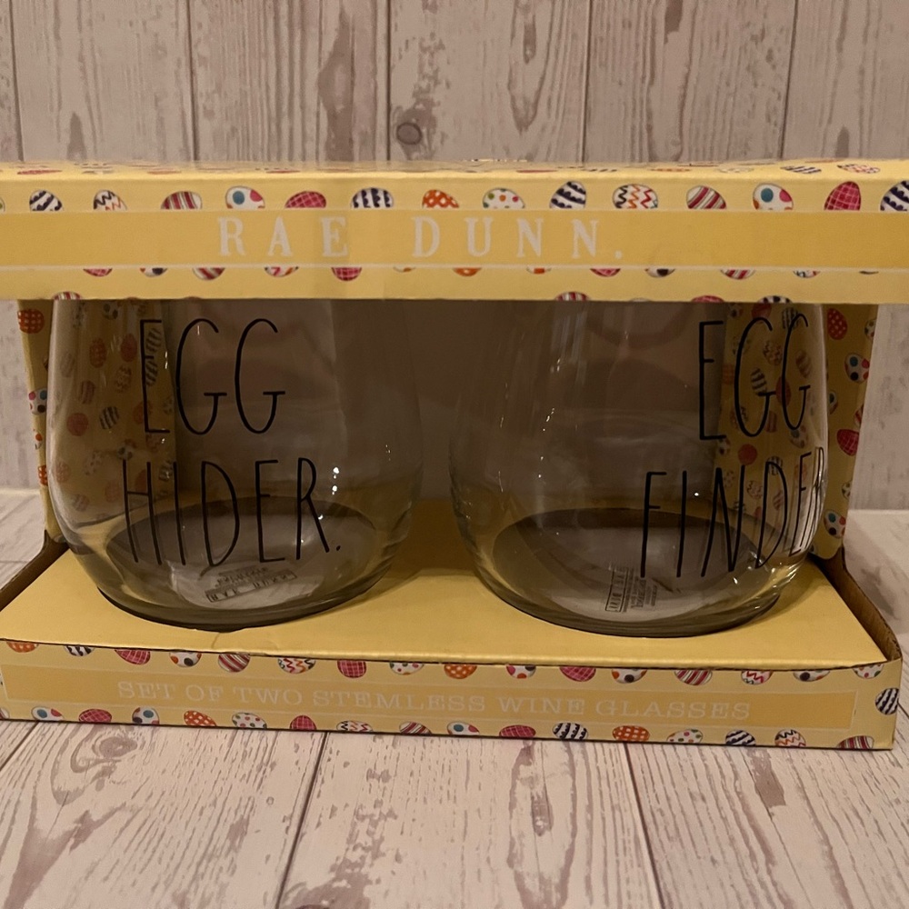 Rae Dunn Egg Finder Stemless Wine Glass Set NWT